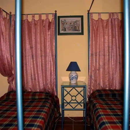 Apartment Punta Milocca Sleeps 2 Wifi T764342 Terrauzza